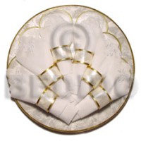 Round capiz placemat 12"