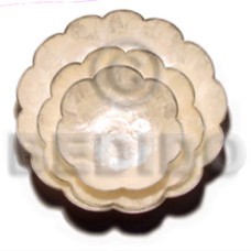 Round capiz scallop bowl- silver