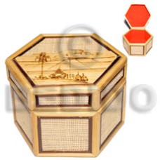 Bamboo raffia jewelry box Bamboo raffia jewelry box