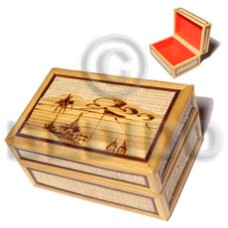 Bamboo raffia jewelry box Bamboo raffia jewelry box