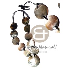 10 pcs. 35mm round blacklip 10 pcs. 35mm round blacklip