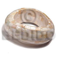 Chunky wavy bangle kabibe