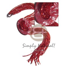 10 rows red glass and 10 rows red glass and