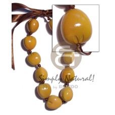 Kukui nut choker in Kukui nut choker in