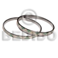 Laminated hammershell natural white green zigzag