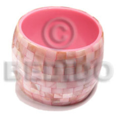 Chunky bangle kabibe shell