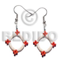 Dangling white clam glass