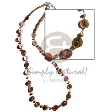 Floating green shell heishe Floating green shell heishe