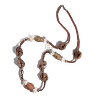 Black leather thong round