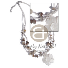 3 rows white knotted wax