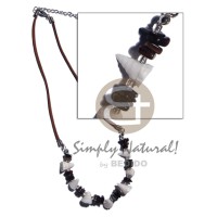 Leather thong vertagus shell